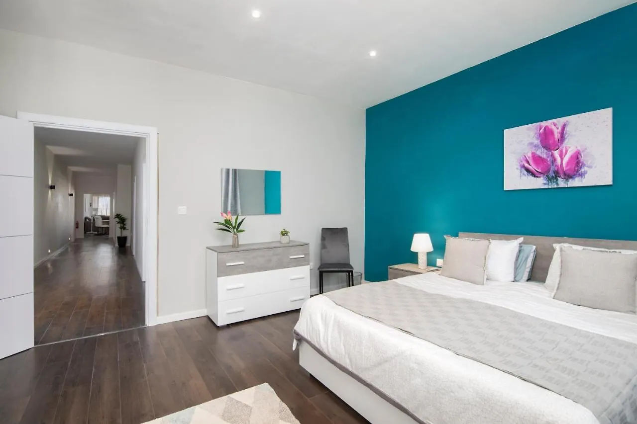 Spacious Luxury 3Br Apartment With Terrace & Open Views - Zurrieq, Close To Sea  Zurrieq